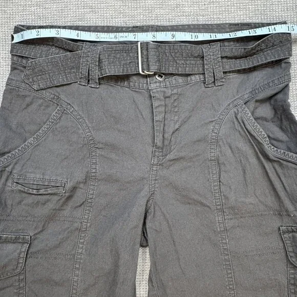 Columbia Womens Gray Cargo Capri Pants Size 4 Pockets Belted Double Button Waist - Picture 10 of 15